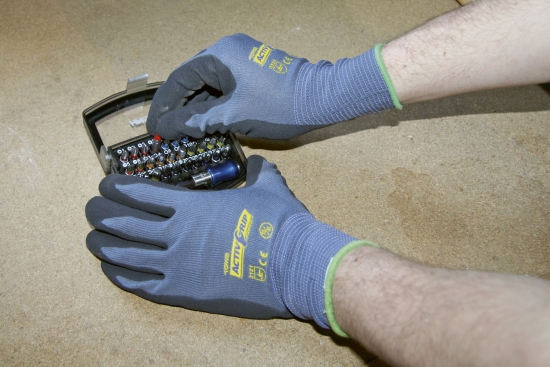 Glove ActivGrip Advance, nylon, nitrile coated, size 8 4630_mood01_297291+7.jpg